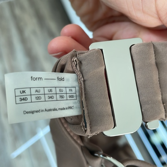 Form And Fold Bikini Top - Picture 3 of 4